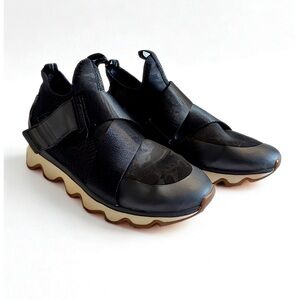 Sorel Black and Cream Men's Sneakers